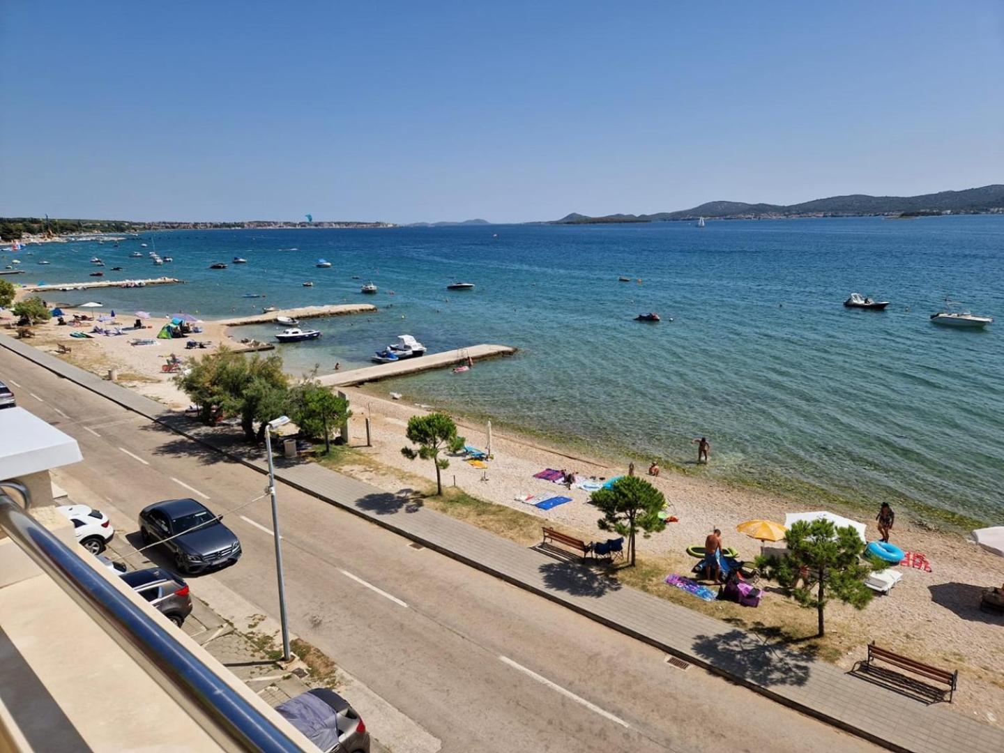 Seaside Apartments Turanj Bagian luar foto